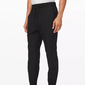 Lululemon active joggers